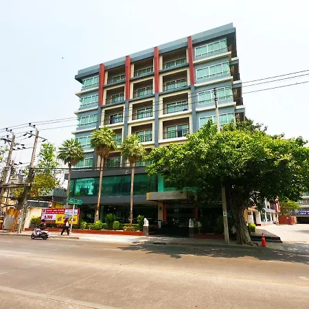 101 Holiday Suite Hotel